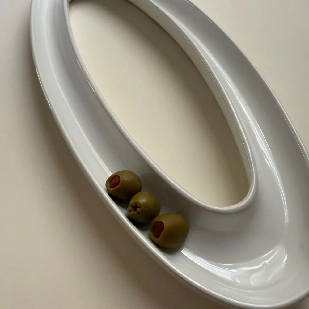 Williams Sonoma Olive serving dish